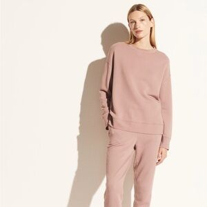Vince Essential Relaxed Pullover in Pink, Size S